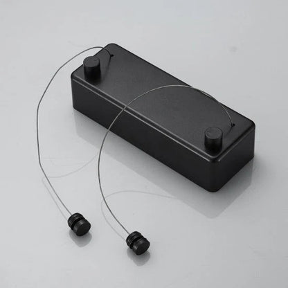 QuickCord™ - Retractable 4-meter clothesline for space-saving laundry